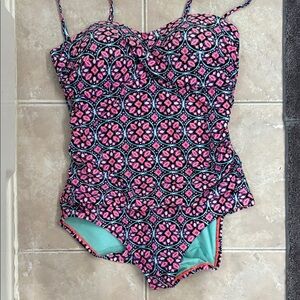 Women’s ' Pink Patterned One-Piece Swimsuit